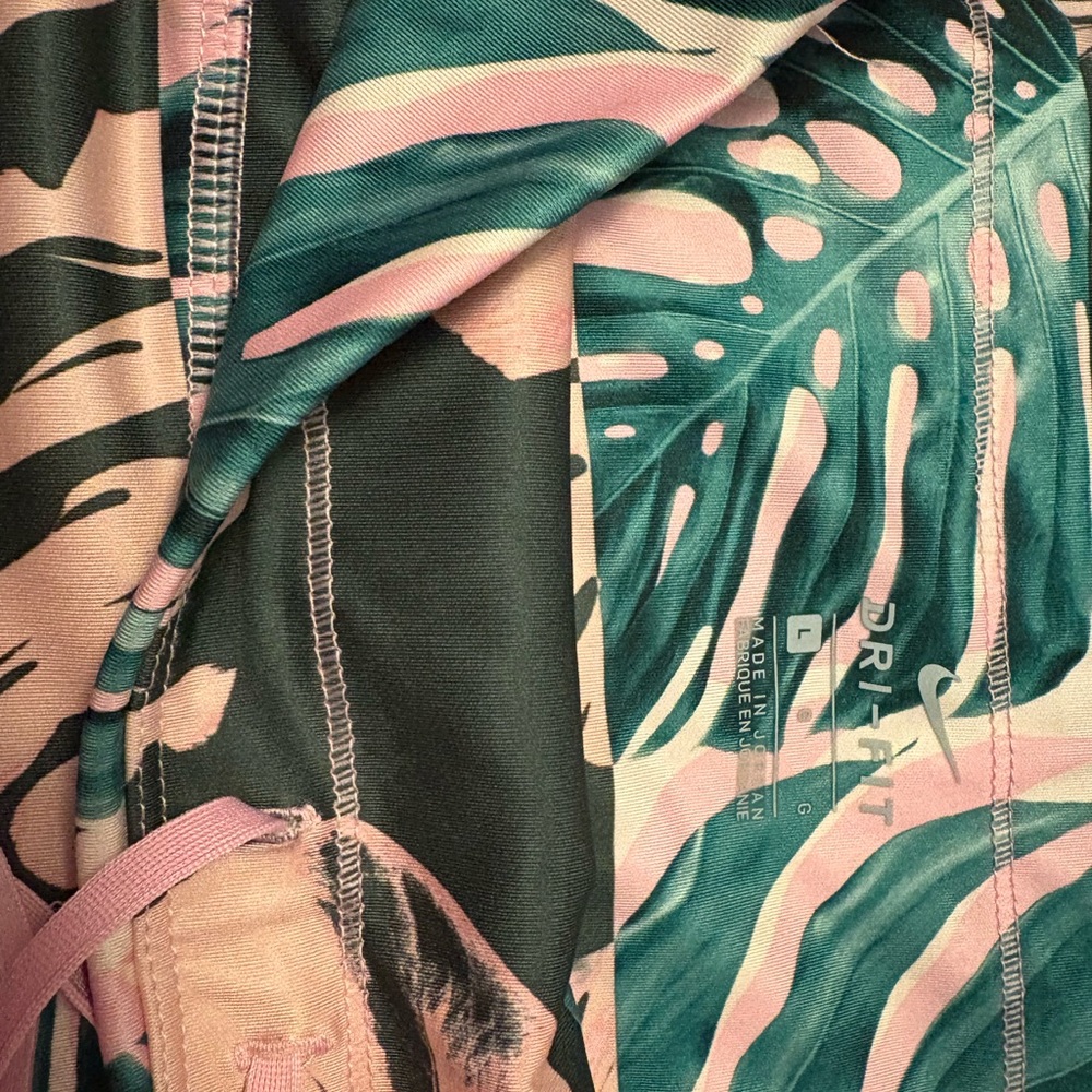 Nike Leggings - Picture 2 of 6